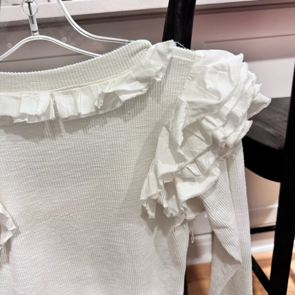 Free people what a ruffle top Size M